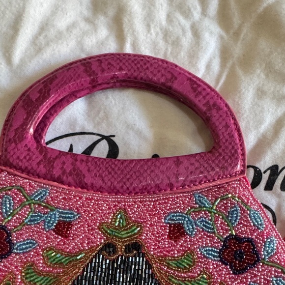 Embroidered Pink Floral Women\'s Bag